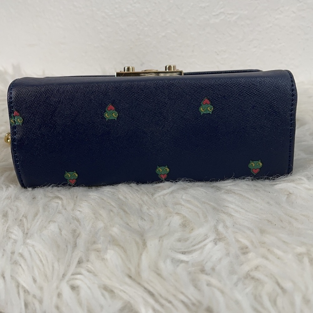 Idea Win Korean Design Bag With Push Lock Closure - Picture 8 of 11